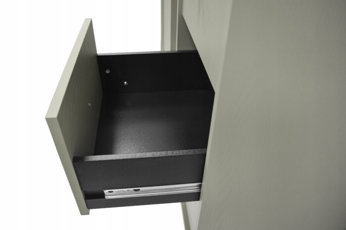 Komoda AVILA 100 cm zielona z drzwiami szufladami i półkami czarne metalowe nogi typ prosty