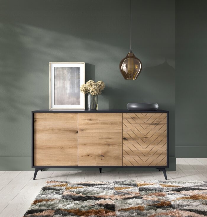 Komoda TANNE 154 cm, czarny mat / dąb evoke, szeroka z drzwiczkami, wzór jodełki